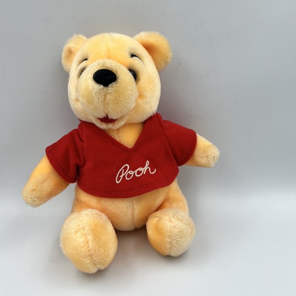 Vintage 80s 90s Disney Parks Winnie the Pooh Plush 8" Stuffed Animal EUC No Tag